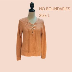 NO BOUNDARIES LACE COLLAR PULLOVER SWEATER SIZE LARGE GENTLY WORN